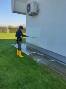 mycie cisnieniowe elewacja